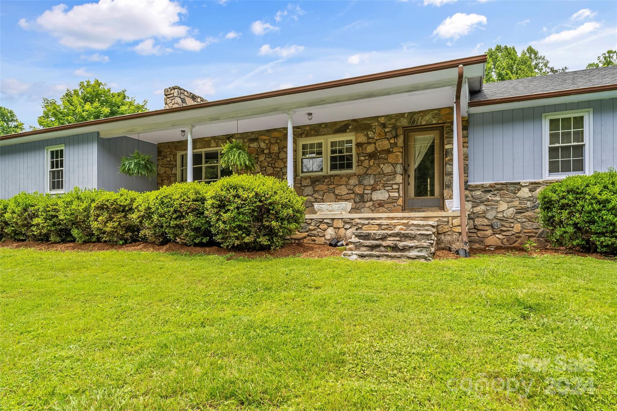 1128 Old Clear Creek Road Marion NC 28752
