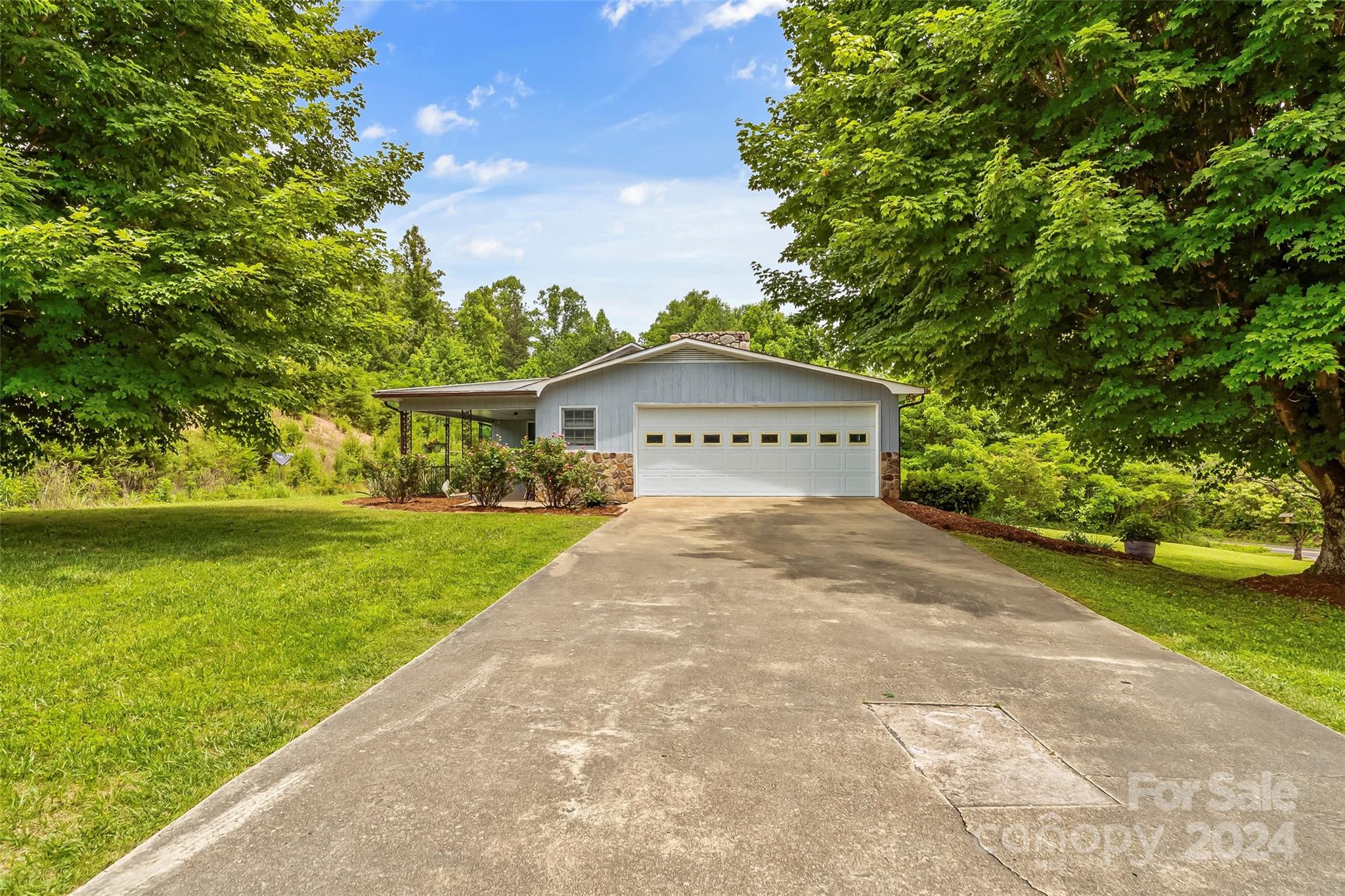 1128 Old Clear Creek Road Marion NC 28752