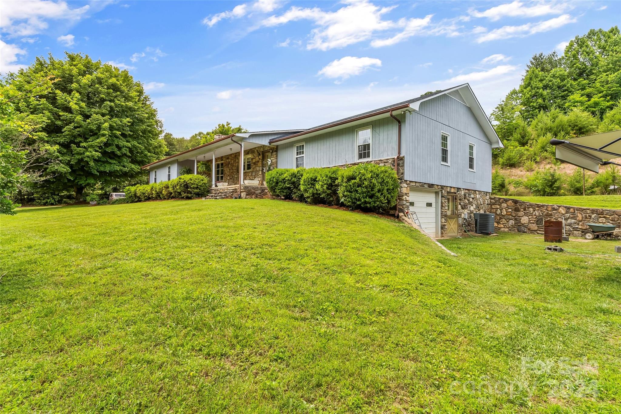 1128 Old Clear Creek Road Marion NC 28752
