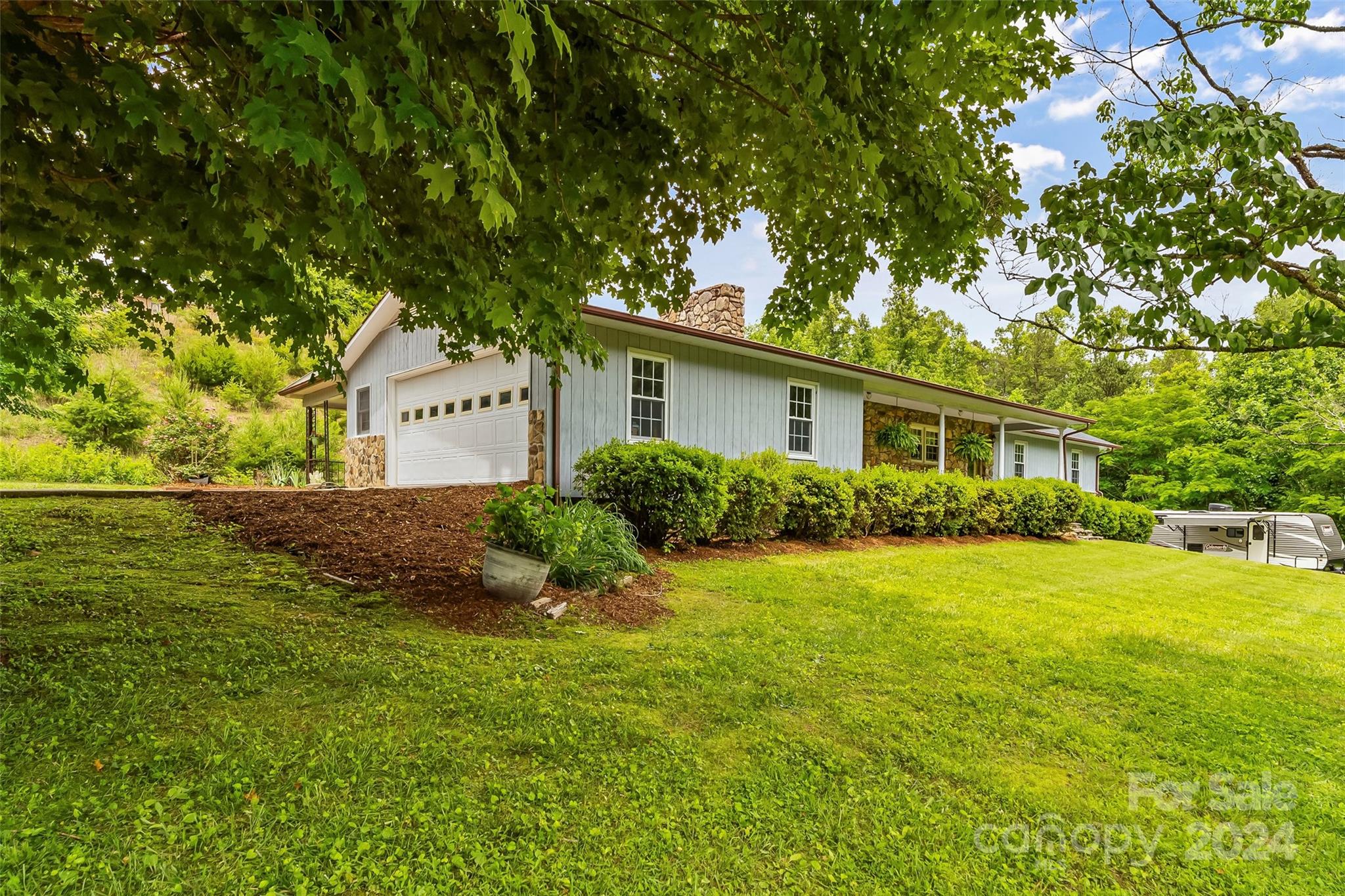 1128 Old Clear Creek Road Marion NC 28752
