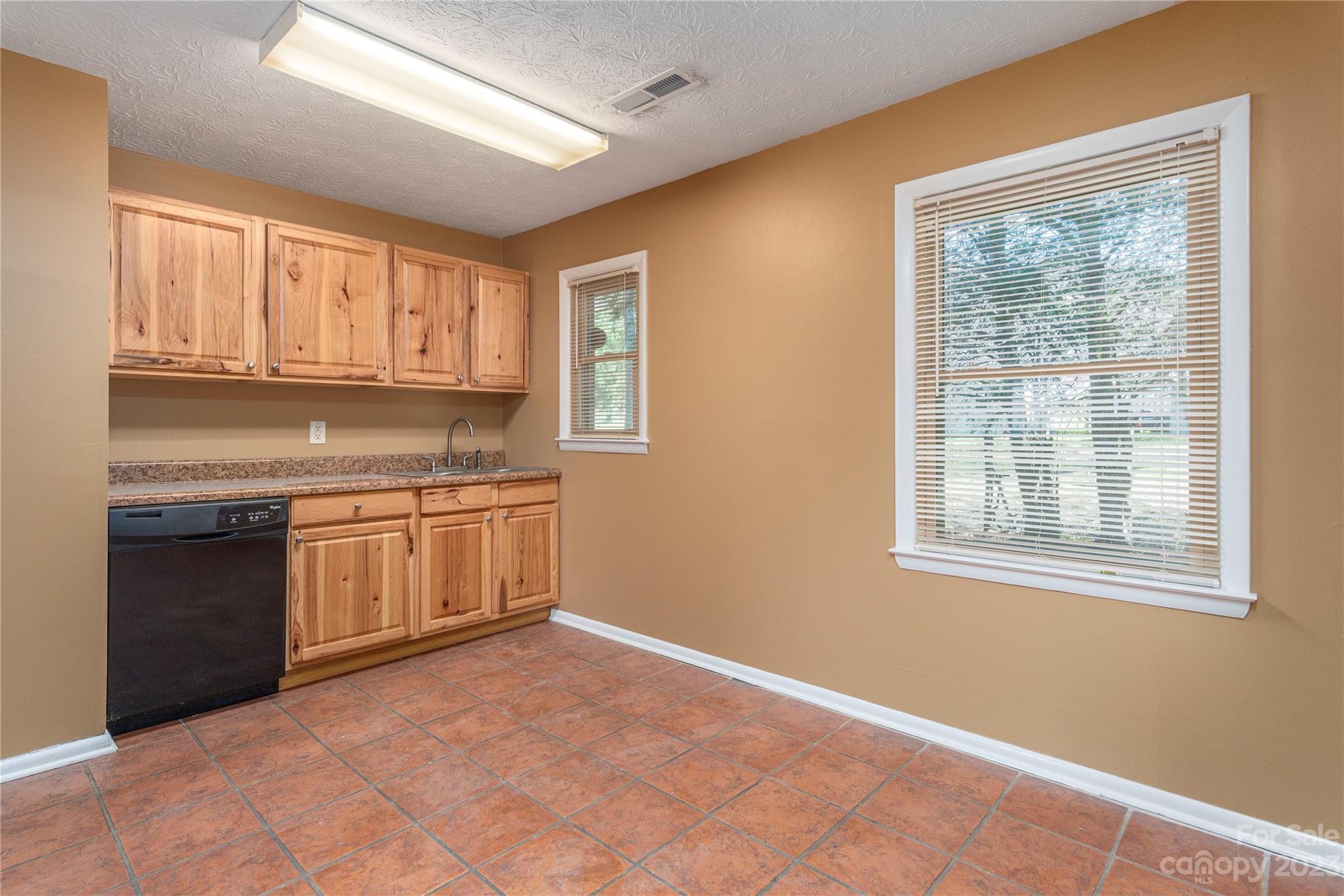 28 Bright Street Waynesville NC 28786