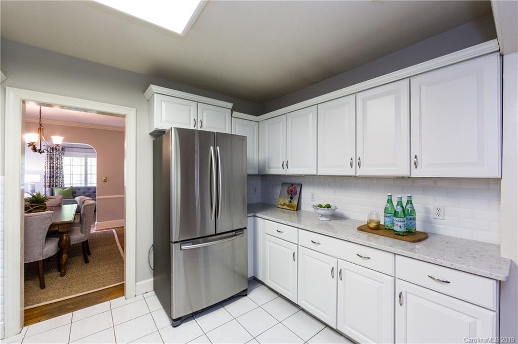 2813 Hillsdale Avenue Charlotte NC 28209