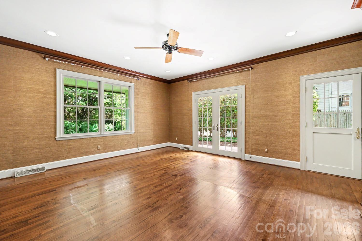 1527 Stanford Place Charlotte NC 28207