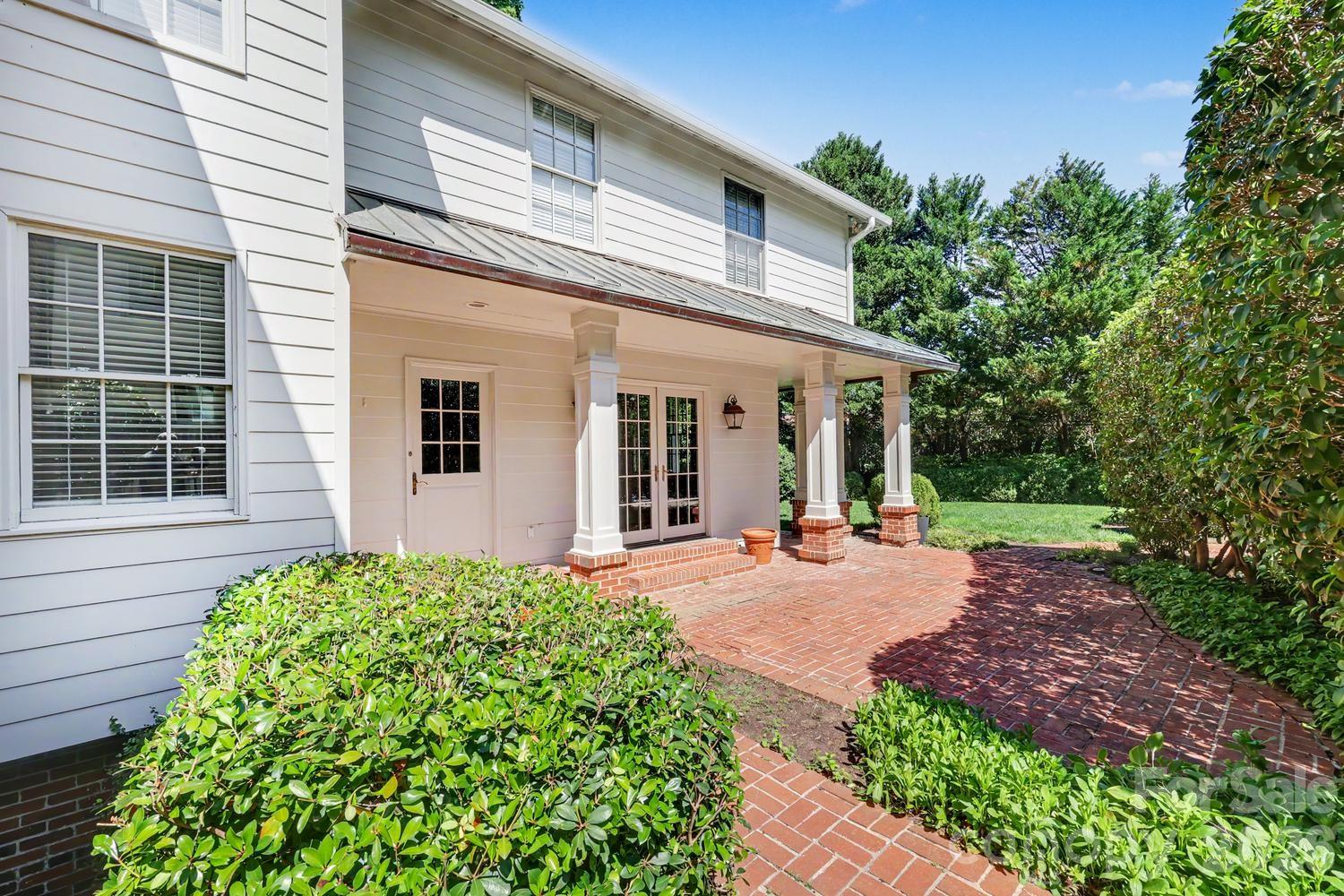 1527 Stanford Place Charlotte NC 28207