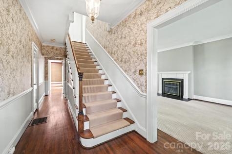 1527 Stanford Place Charlotte NC 28207