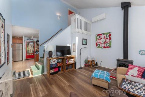 195 Prospectors Trail Black Mountain NC 28711