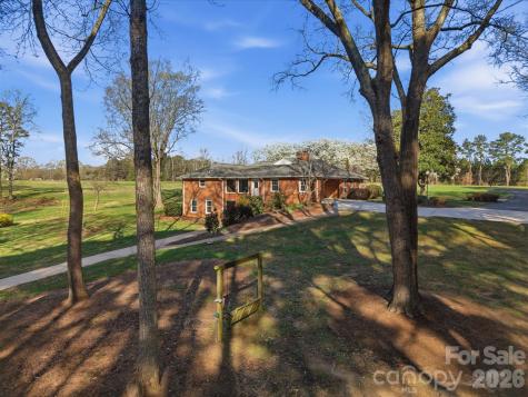 7591 Charlotte Highway York SC 29745