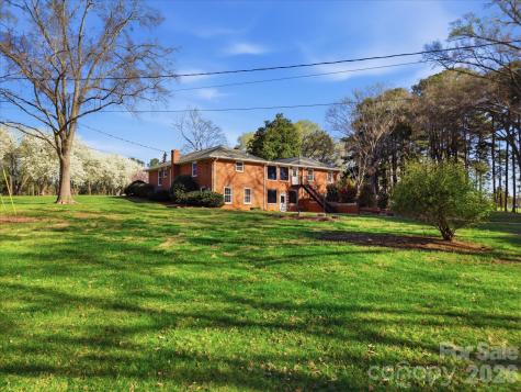 7591 Charlotte Highway York SC 29745