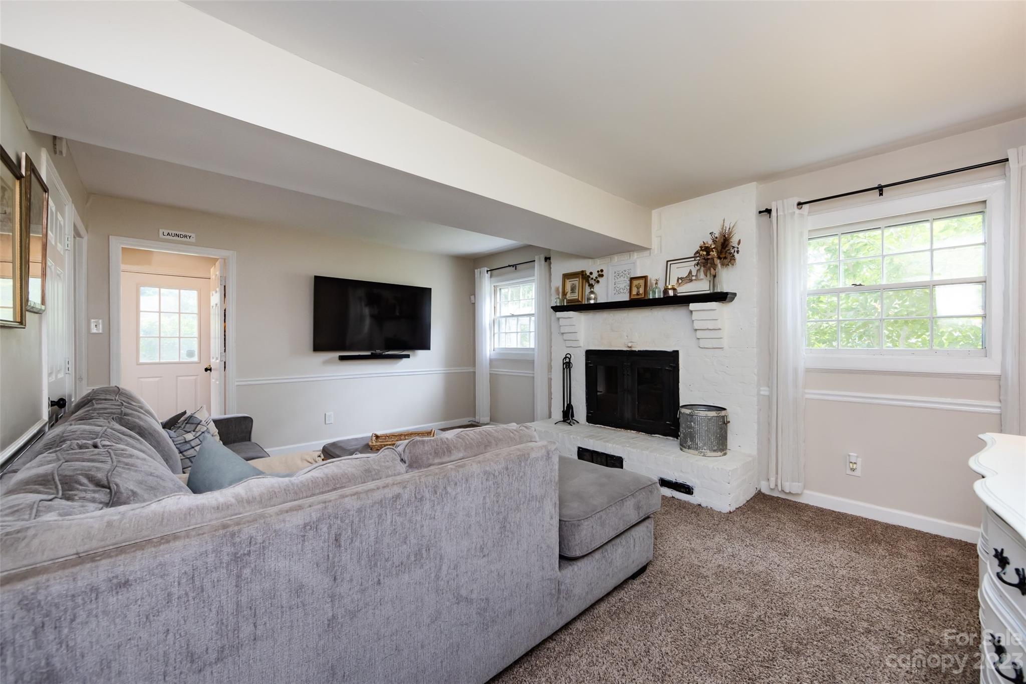 1301 Fox Run Drive Charlotte NC 28212