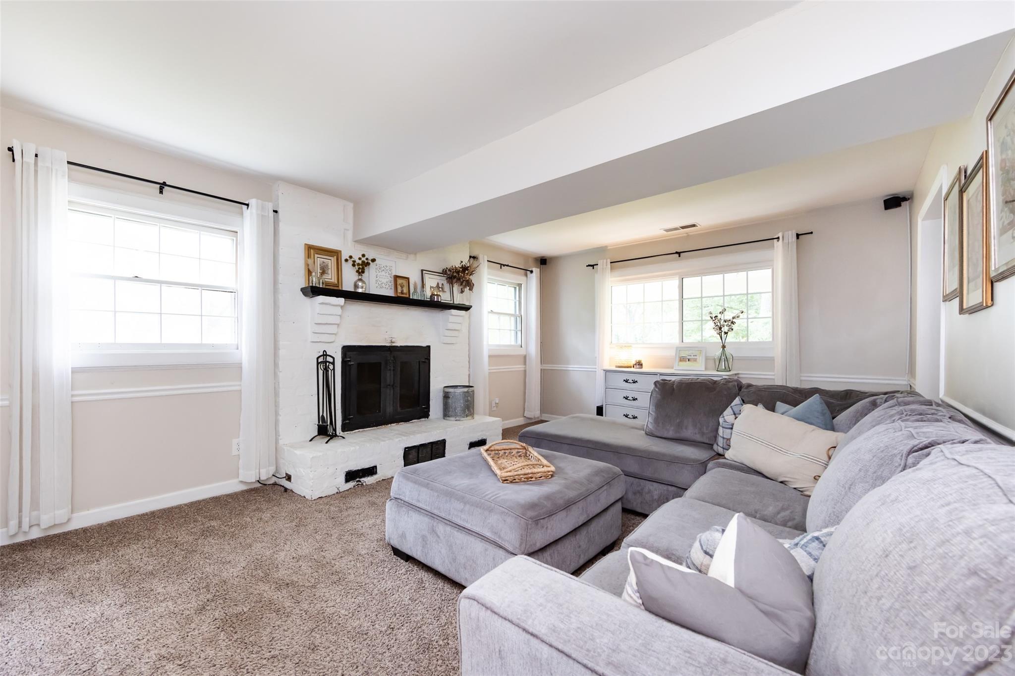 1301 Fox Run Drive Charlotte NC 28212