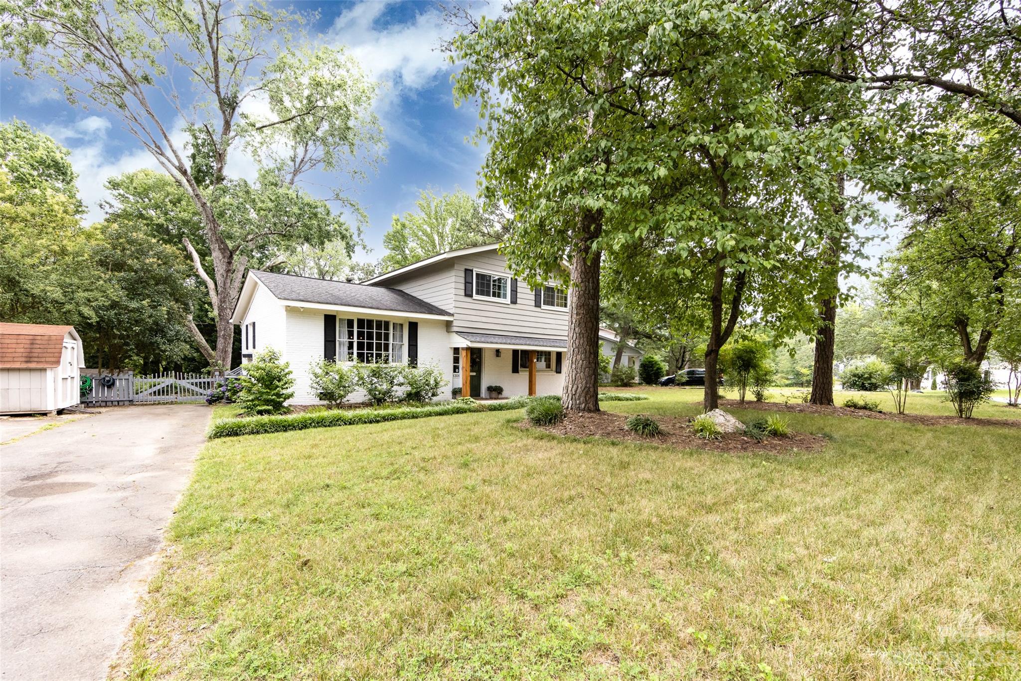 1301 Fox Run Drive Charlotte NC 28212