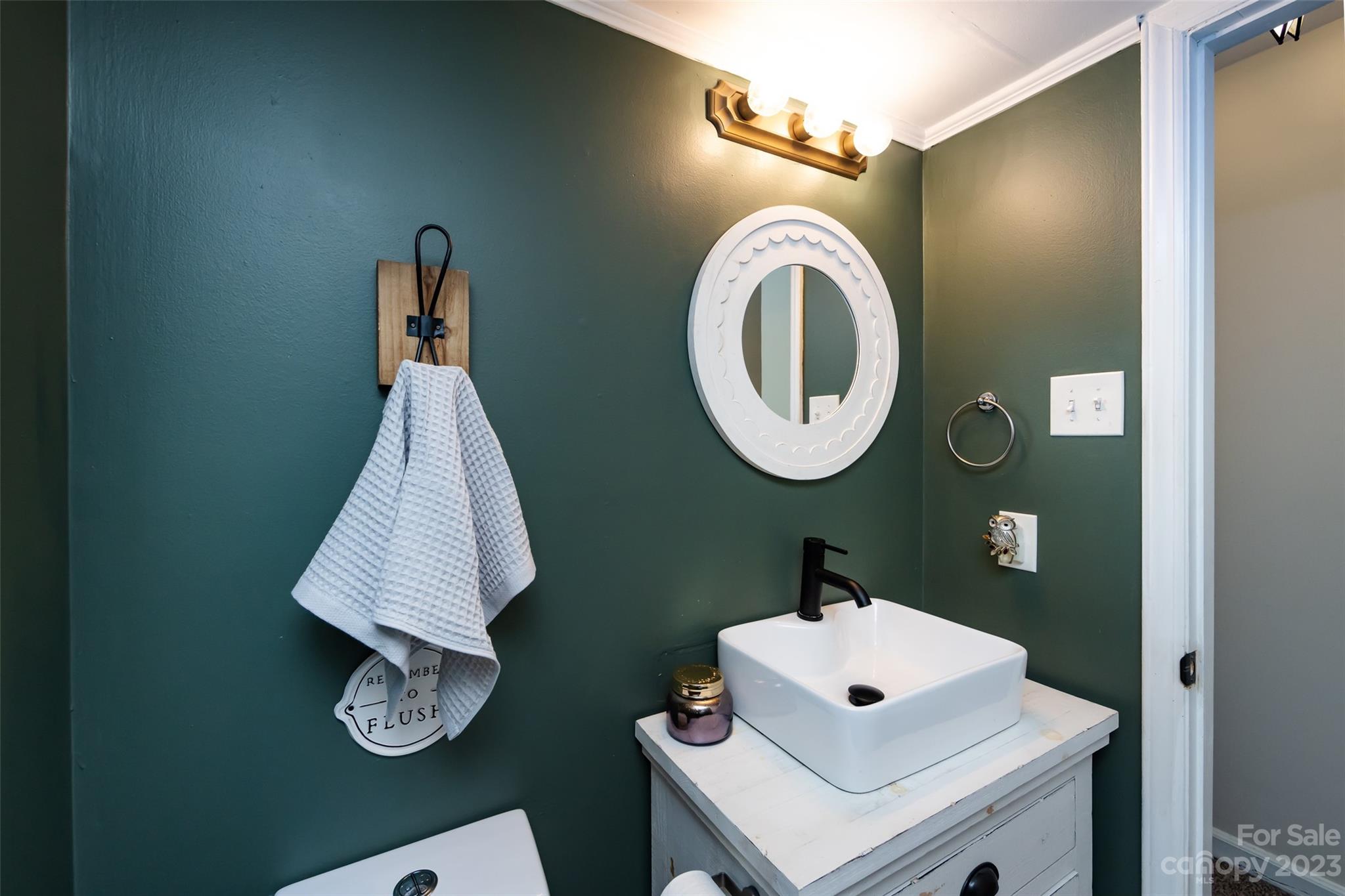 1301 Fox Run Drive Charlotte NC 28212
