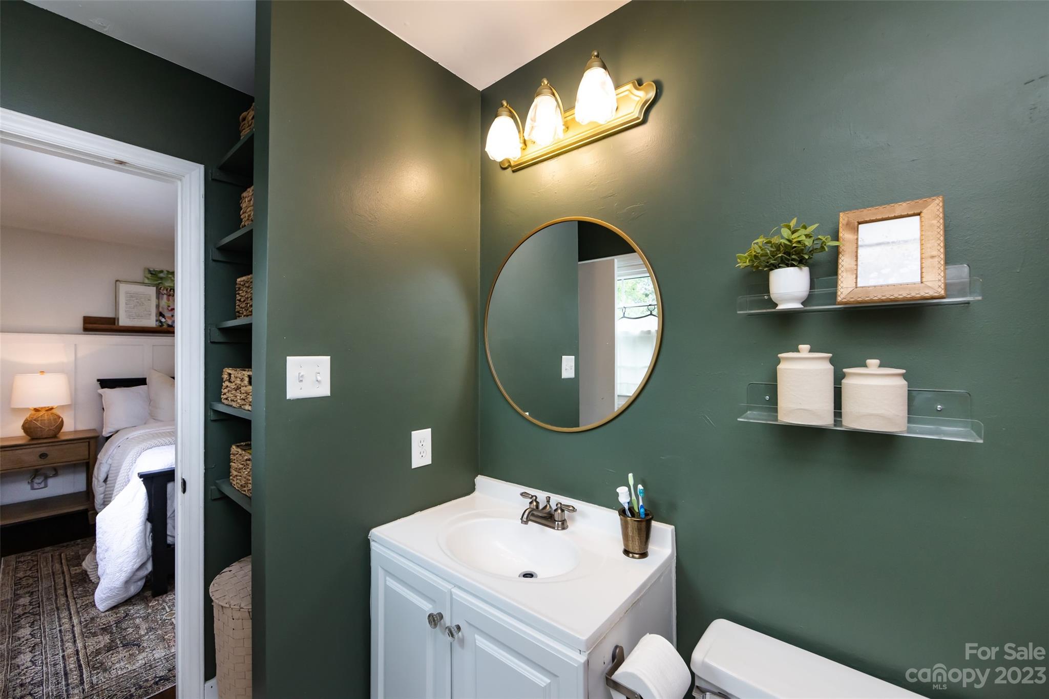 1301 Fox Run Drive Charlotte NC 28212