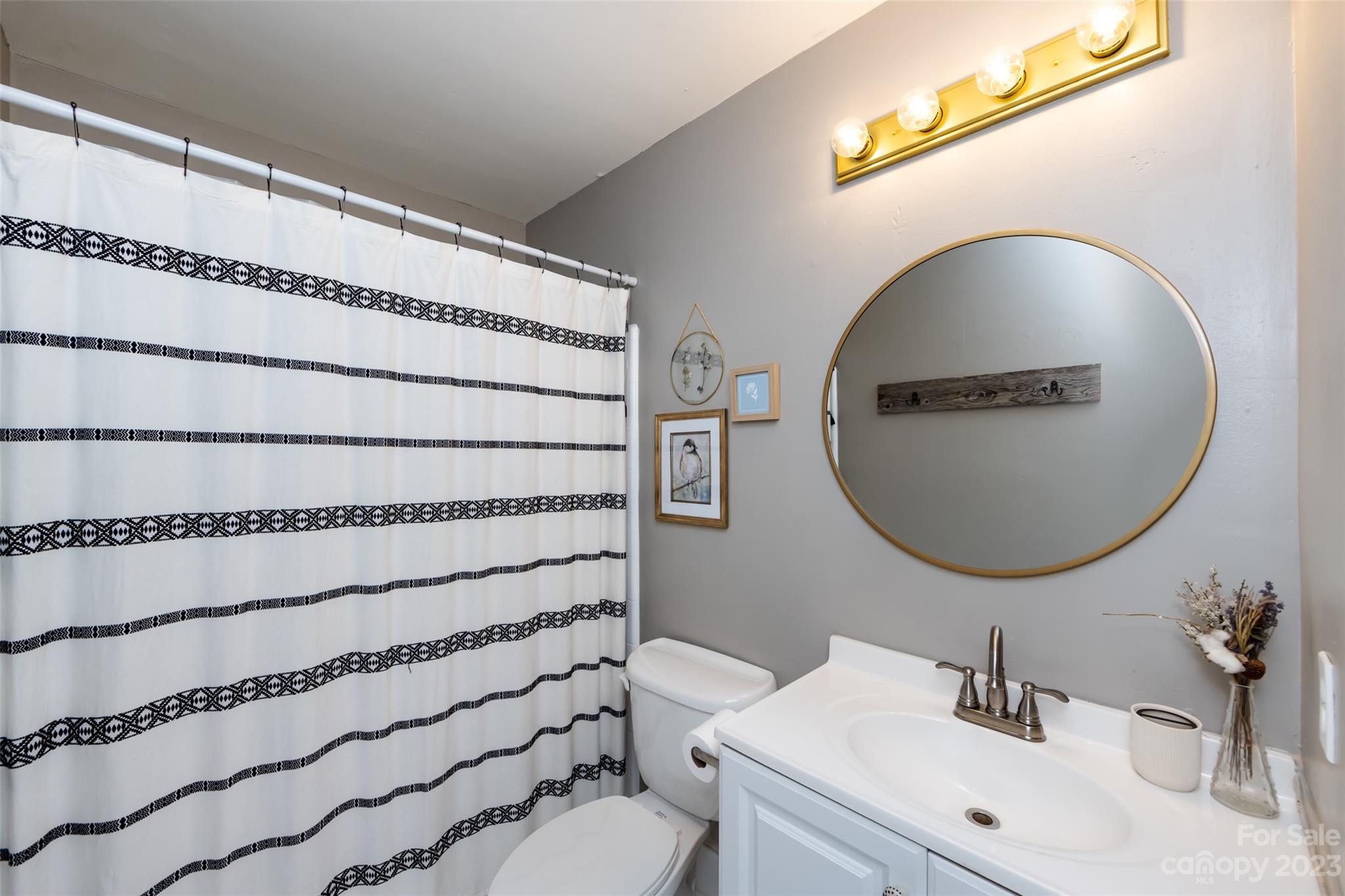 1301 Fox Run Drive Charlotte NC 28212