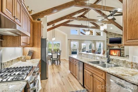 1510 Royal Lane Lenoir NC 28645
