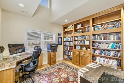 1510 Royal Lane Lenoir NC 28645