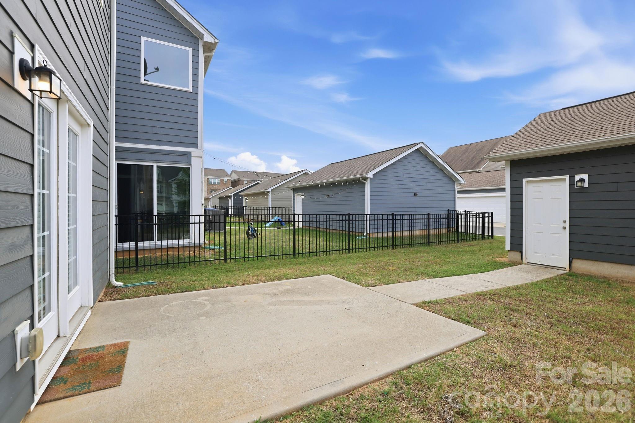8123 Cornhill Avenue Charlotte NC 28277