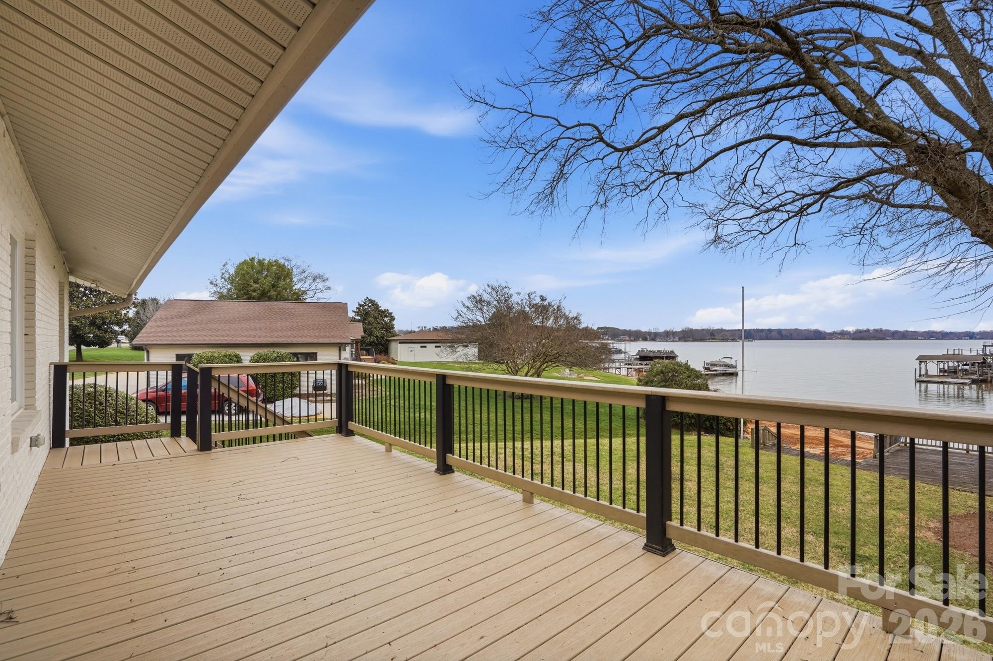 332 Shoreline Loop Mooresville NC 28117