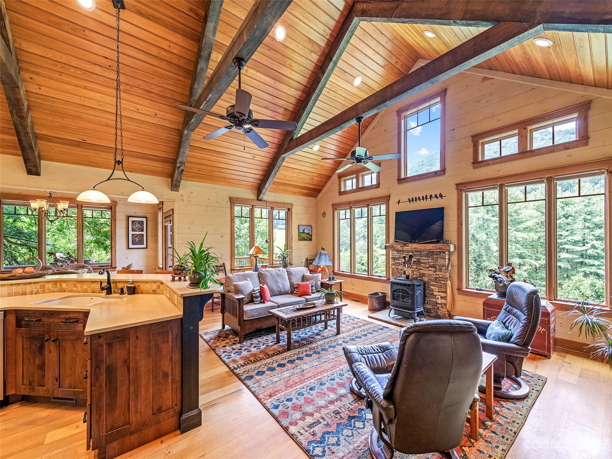 147 Brantley Branch Lane Waynesville NC 28786