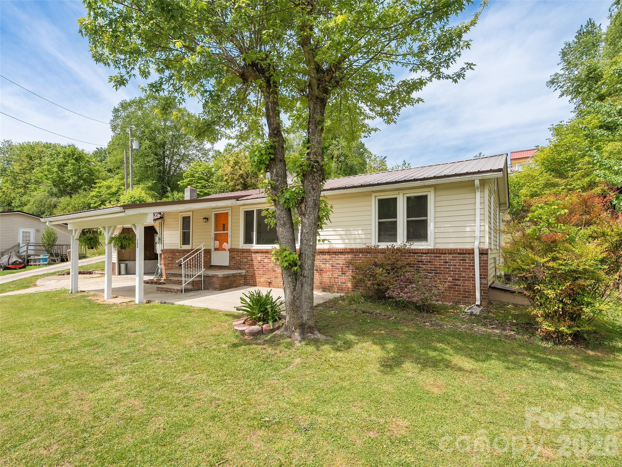 160 Cooper Street Canton NC 28716