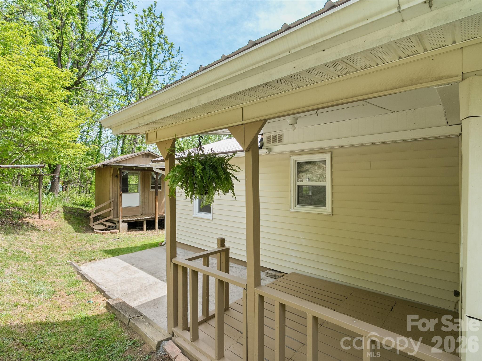 160 Cooper Street Canton NC 28716