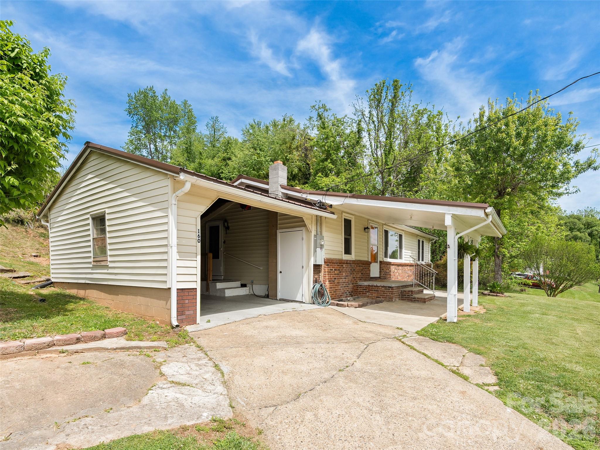 160 Cooper Street Canton NC 28716