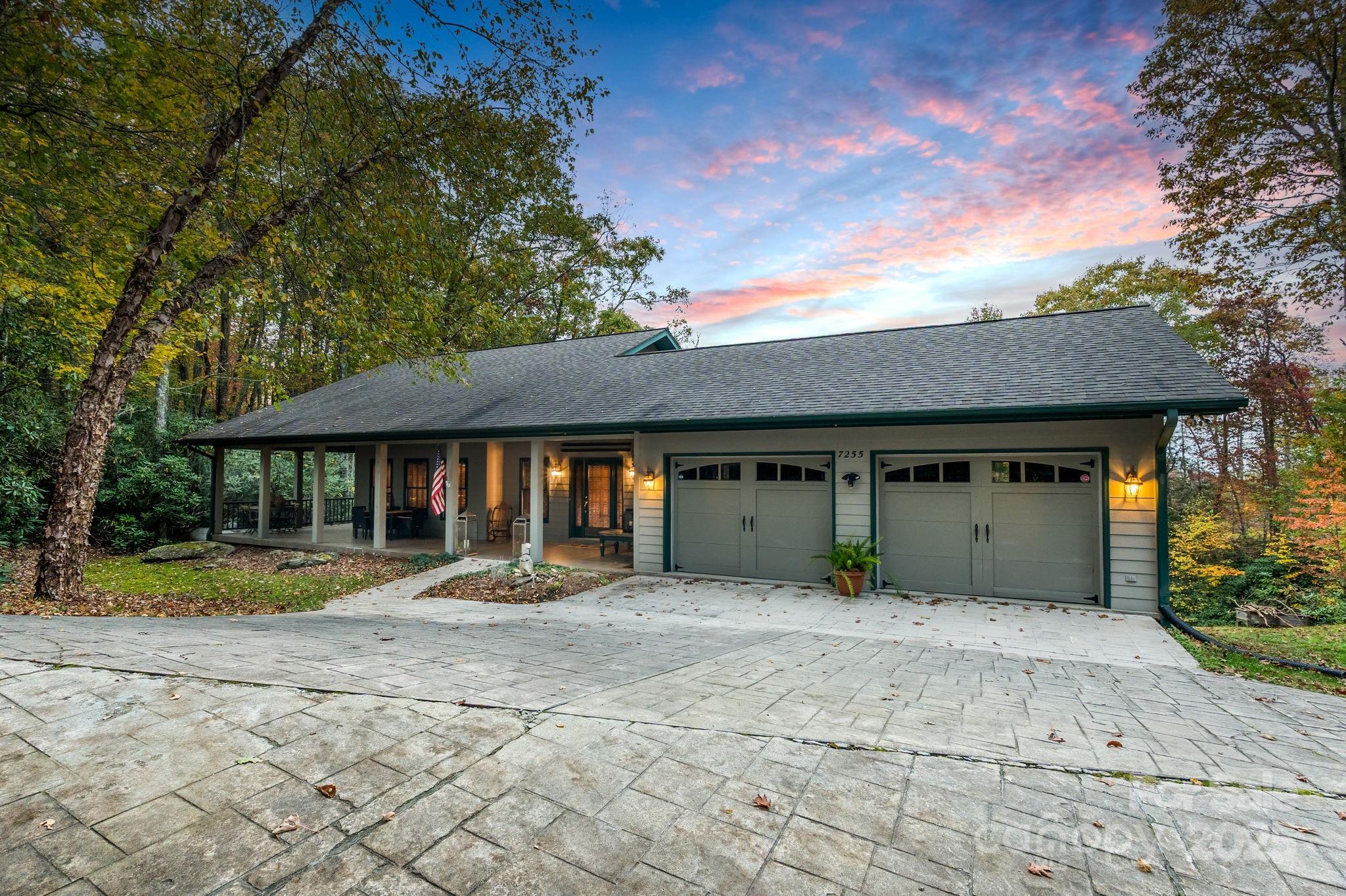 7255 Laurel Hill Drive Newland NC 28657