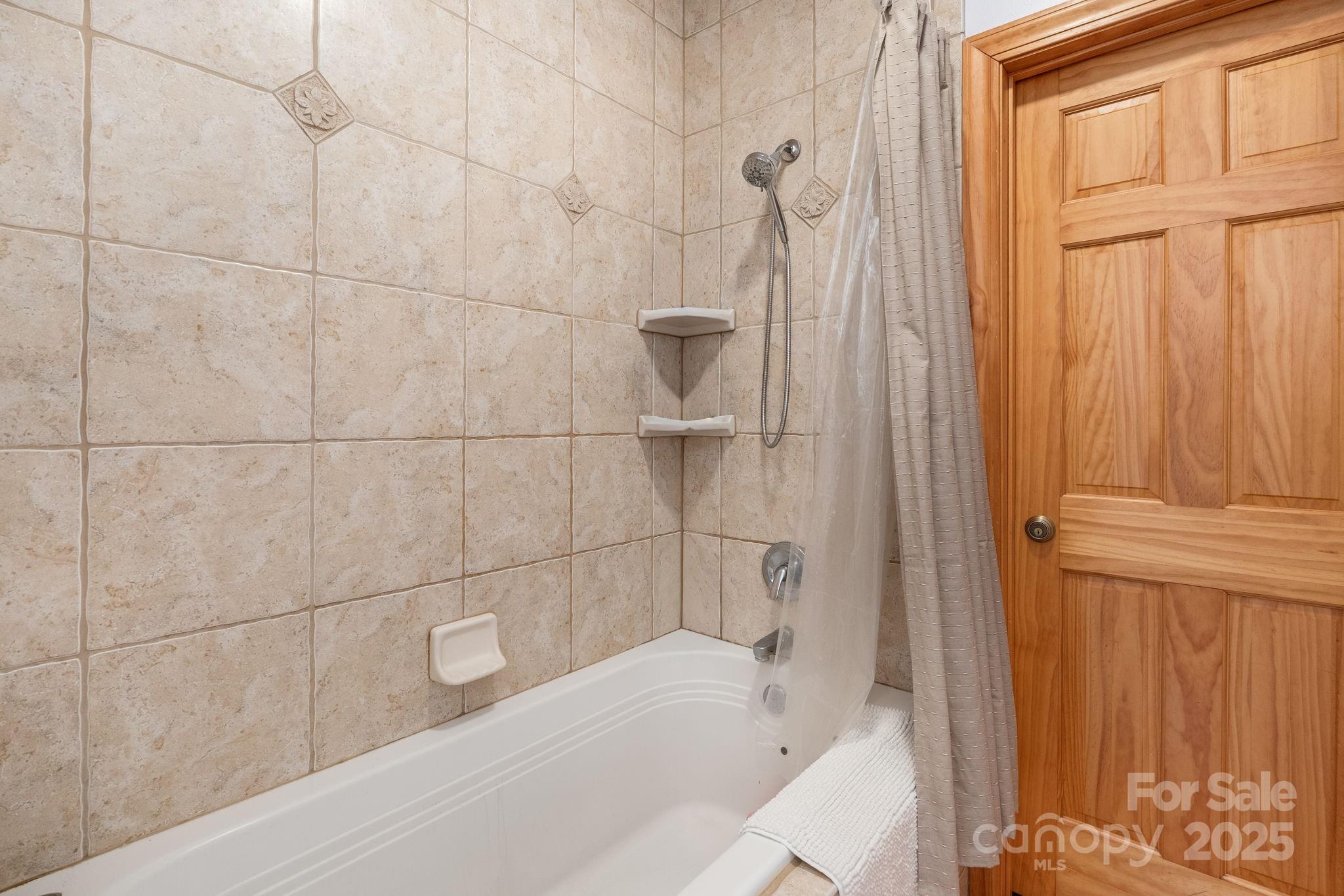 7255 Laurel Hill Drive Newland NC 28657