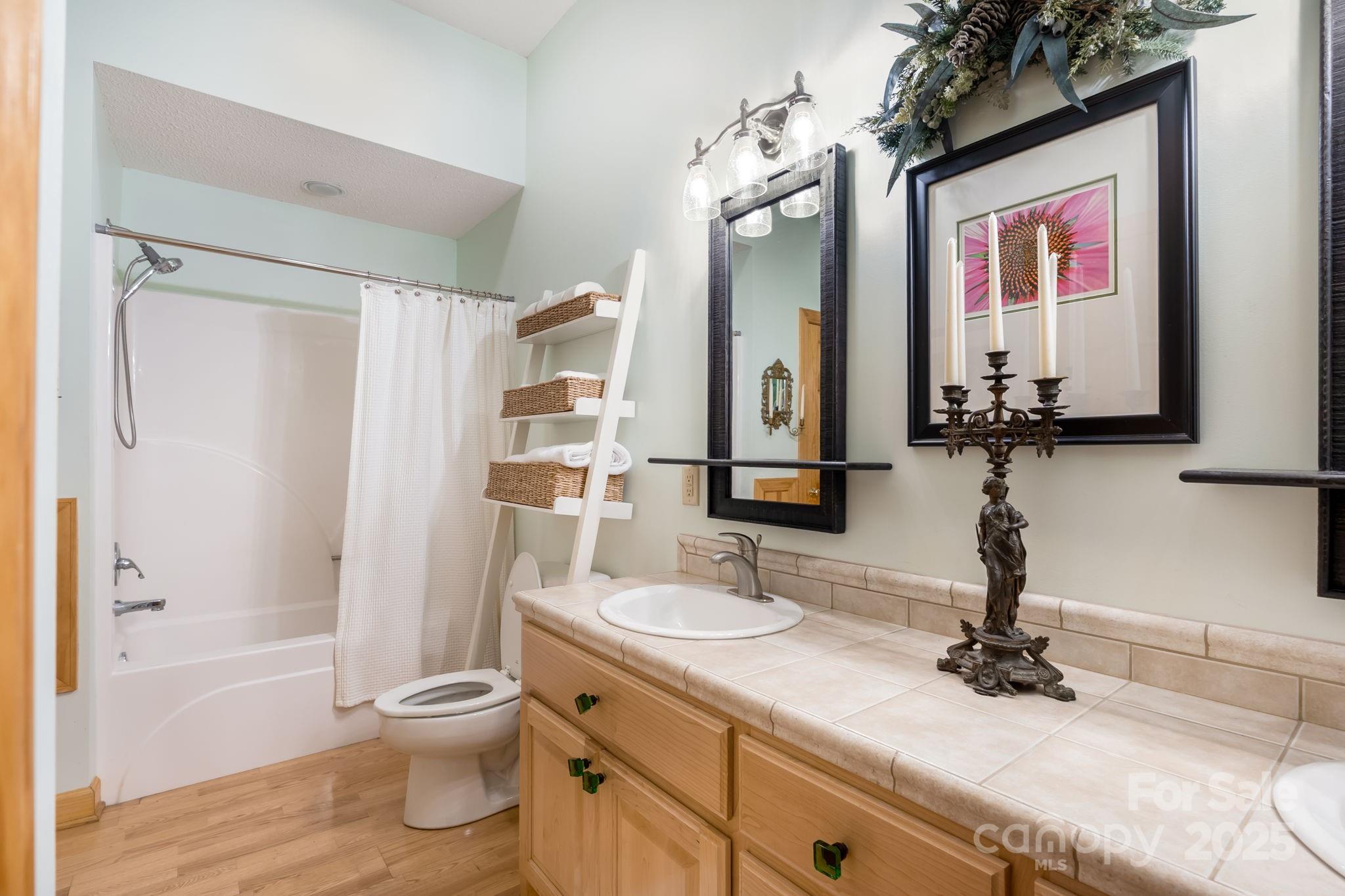 7255 Laurel Hill Drive Newland NC 28657