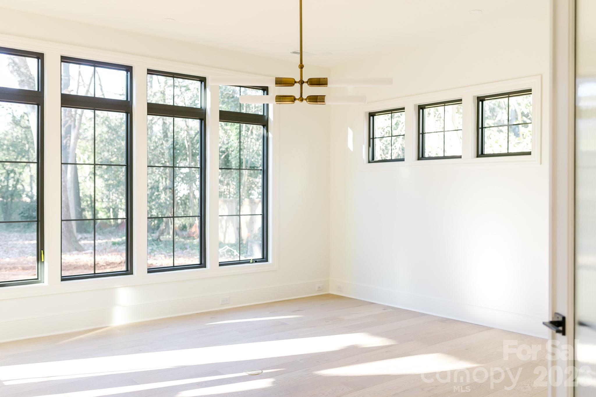 519 Meadowbrook Road Charlotte NC 28211