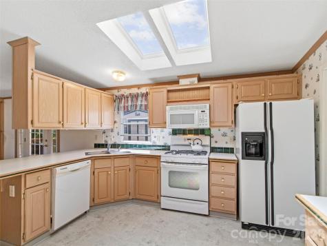 469 Hensley Branch Road Burnsville NC 28714