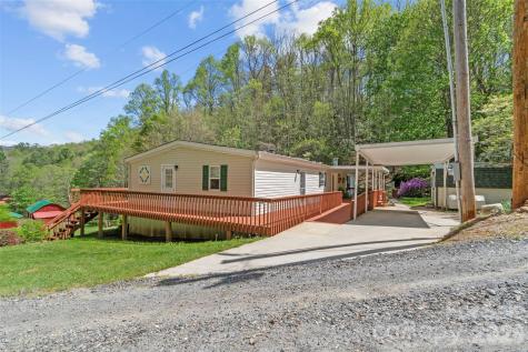 469 Hensley Branch Road Burnsville NC 28714