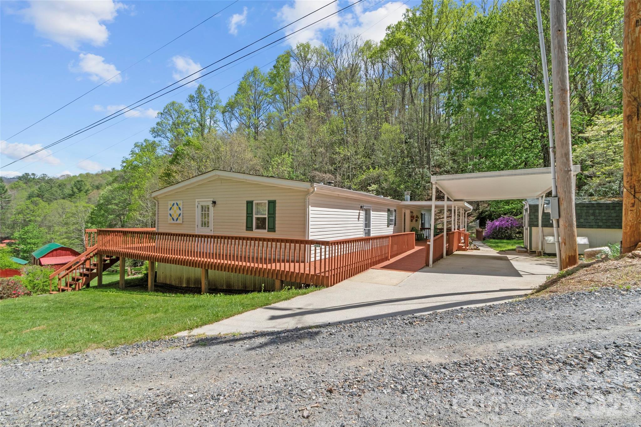 469 Hensley Branch Road Burnsville NC 28714