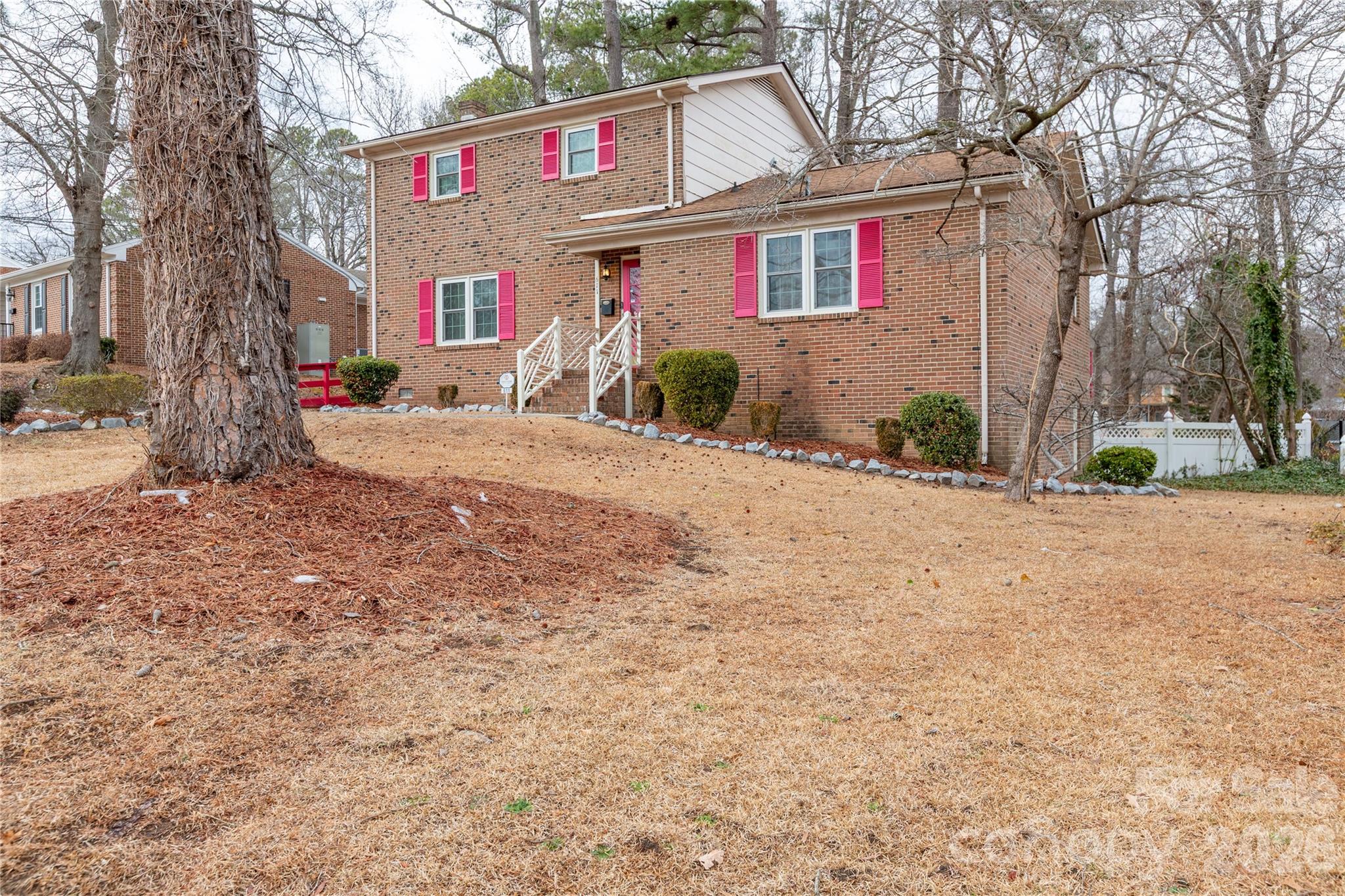 611 Park Avenue Roanoke Rapids NC 27870