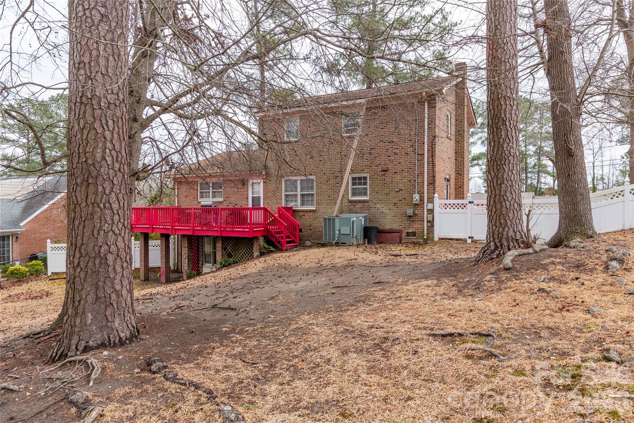 611 Park Avenue Roanoke Rapids NC 27870