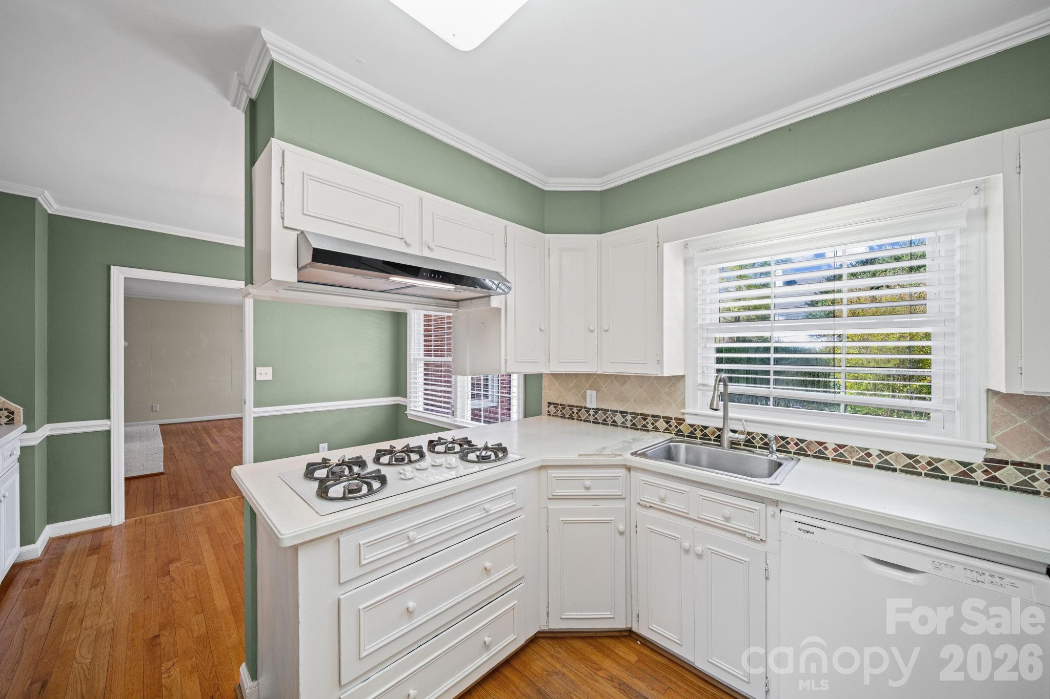 300 W 11th Avenue Gastonia NC 28052