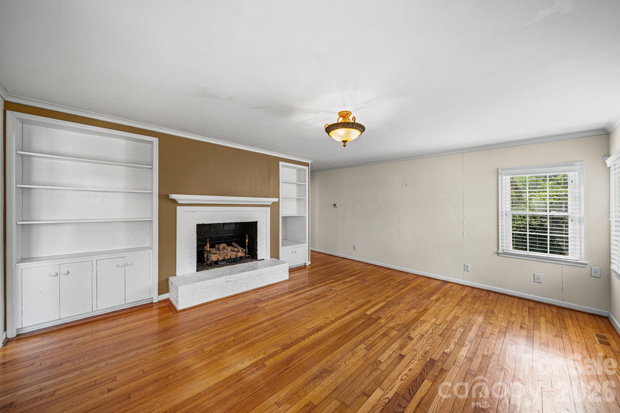 300 W 11th Avenue Gastonia NC 28052