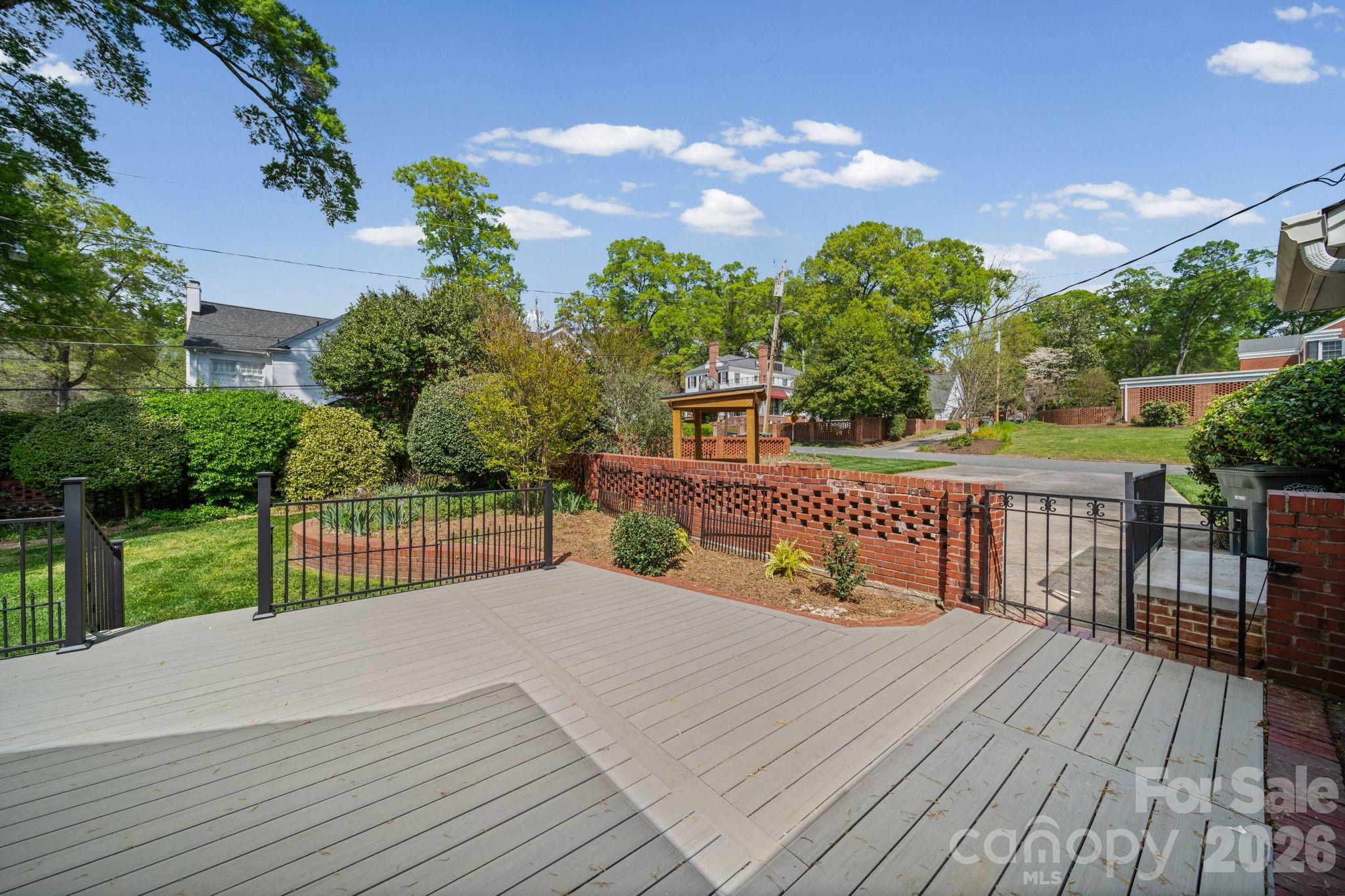 300 W 11th Avenue Gastonia NC 28052
