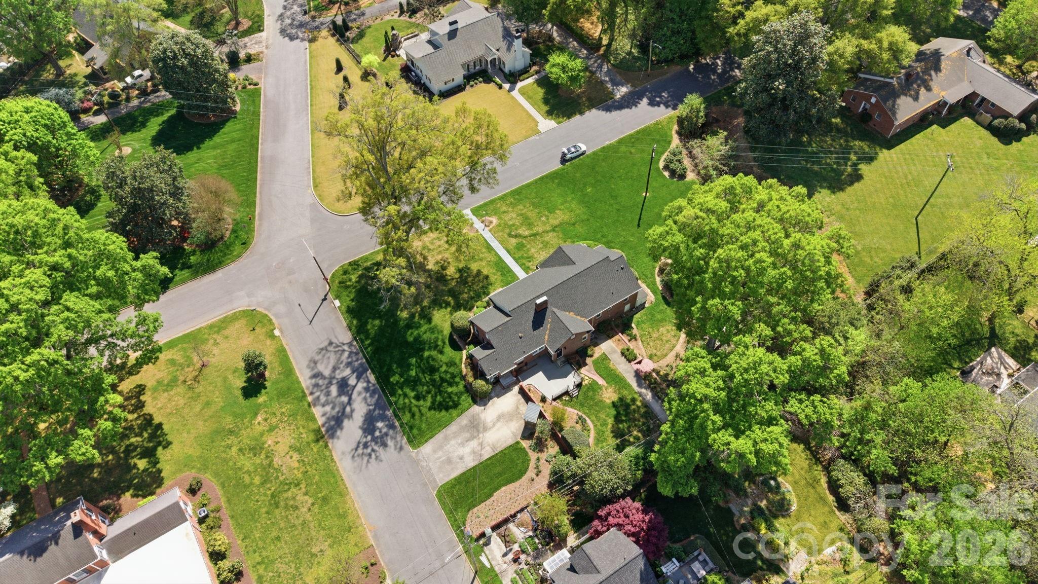 300 W 11th Avenue Gastonia NC 28052