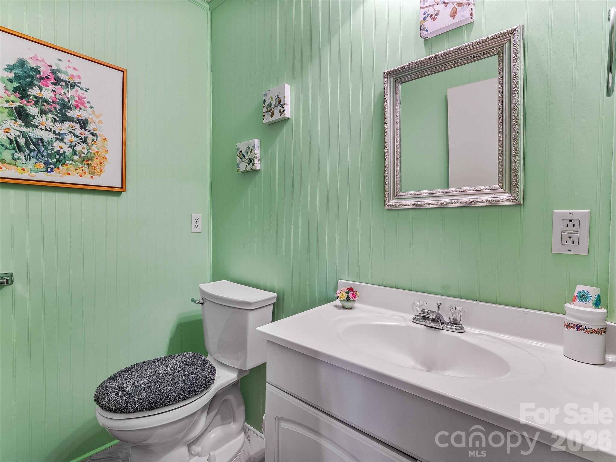 29 Tall Oaks Road Candler NC 28715