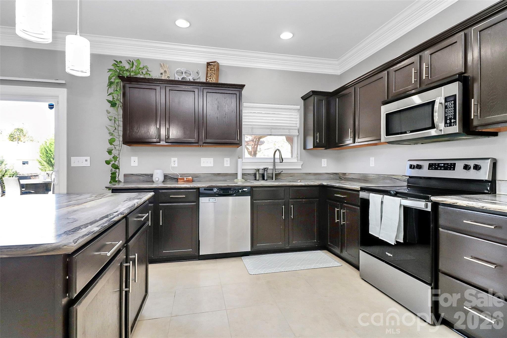 7923 Mossycup Drive Charlotte NC 28215