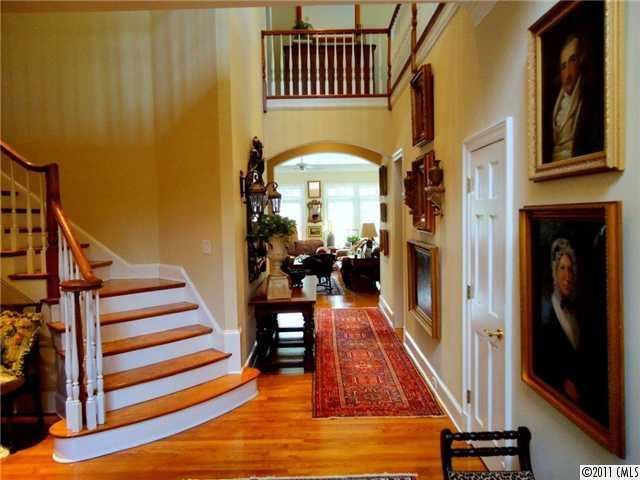 5132 Fairlawn Crescent Court Charlotte NC 28226
