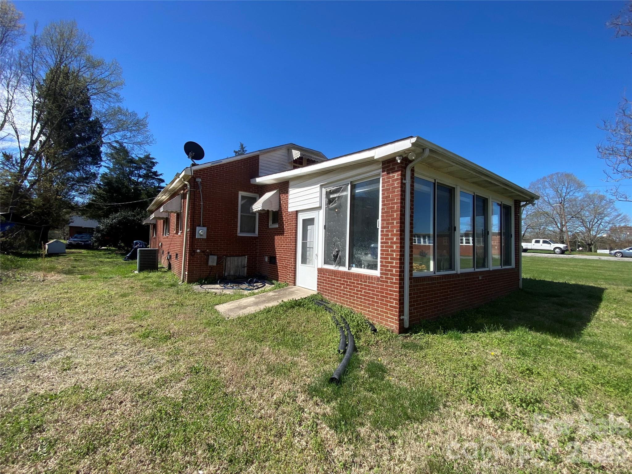 705 E Main Street Cleveland NC 27013