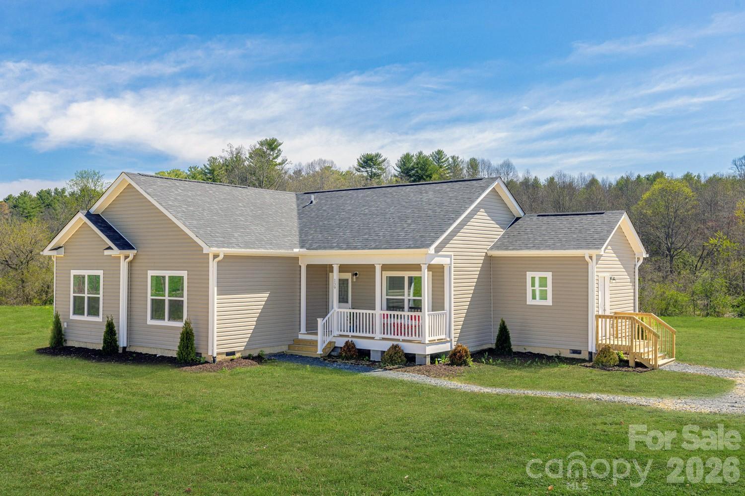 139 Mullinax Drive Hendersonville NC 28792