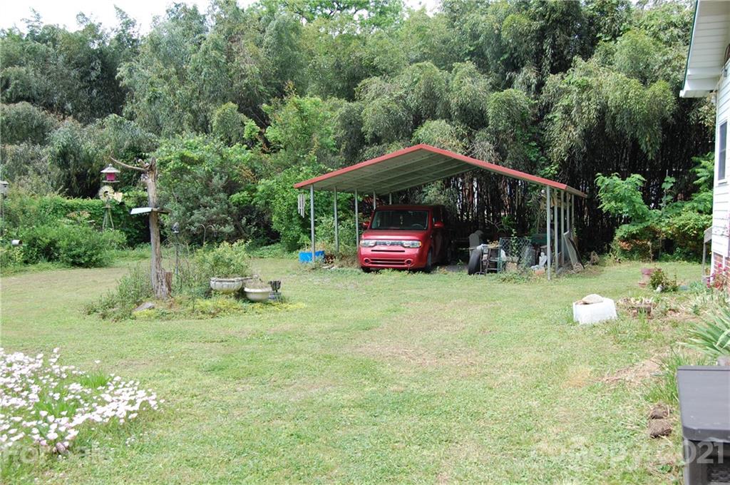 216 Spring Street Marion NC 28752