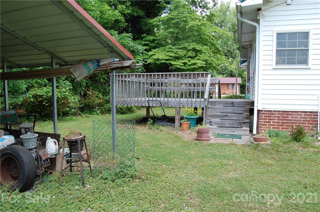 216 Spring Street Marion NC 28752