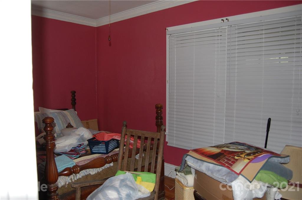 216 Spring Street Marion NC 28752