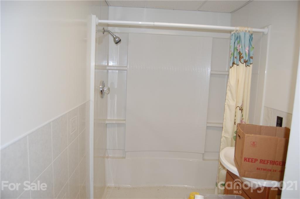 216 Spring Street Marion NC 28752