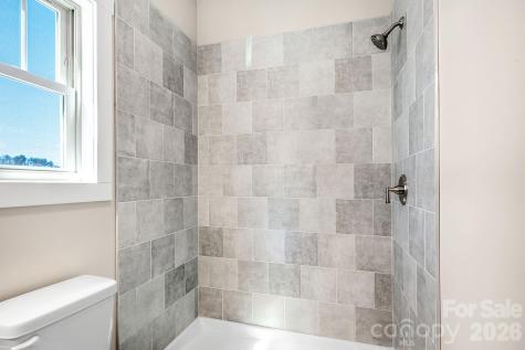 79 Wheeler Road Weaverville NC 28787
