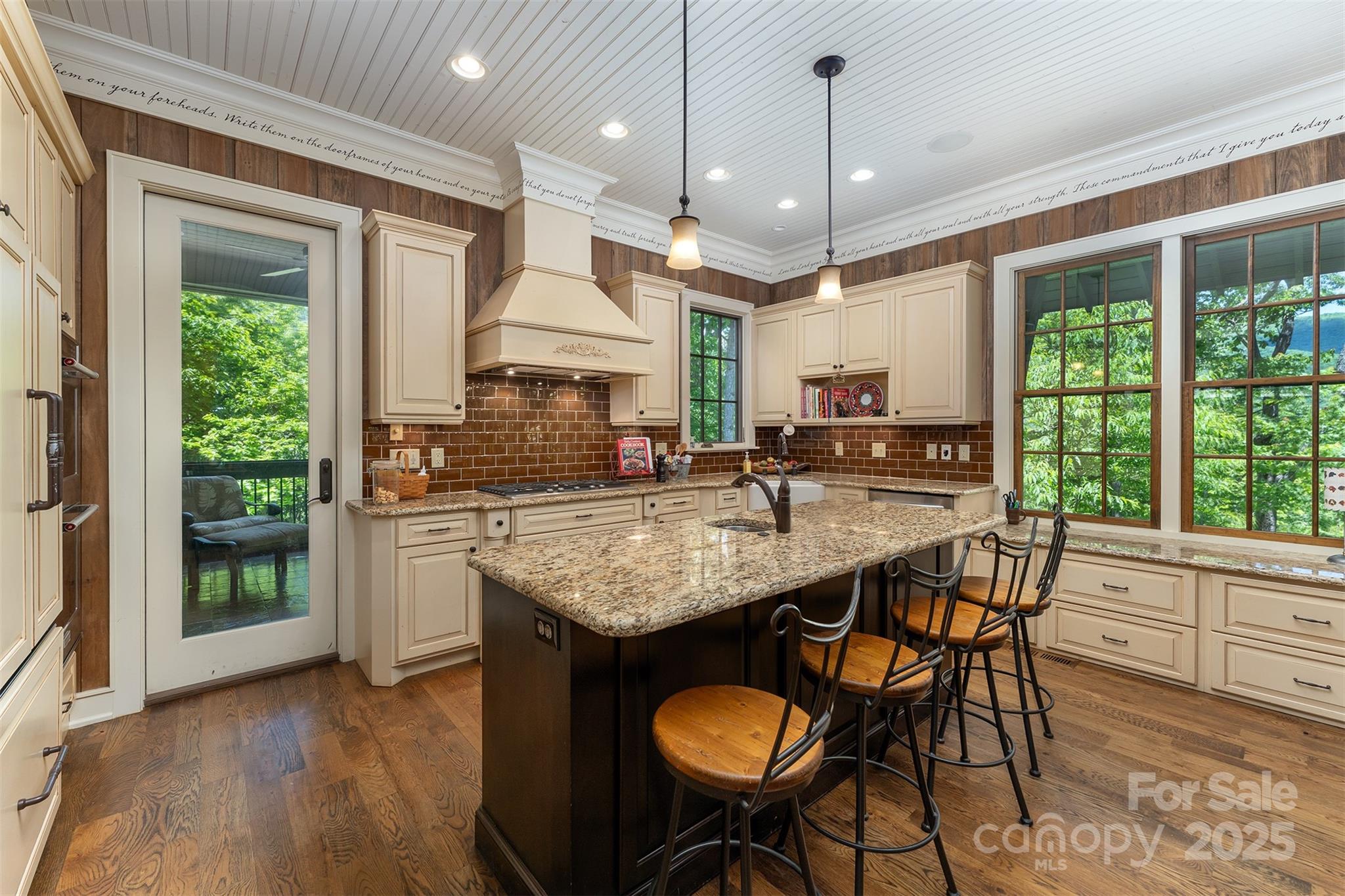 285 Chapman Road Montreat NC 28757